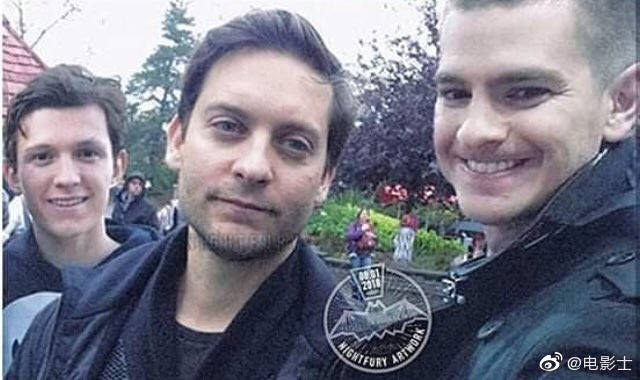 老中青三代同屏